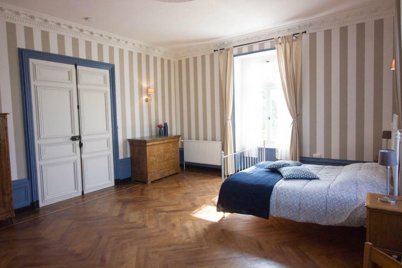 Domaine Des Lilas Saint-Germain-Lembron Kültér fotó